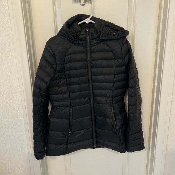 Lululemon down for it jacket - Picture 5 of 7